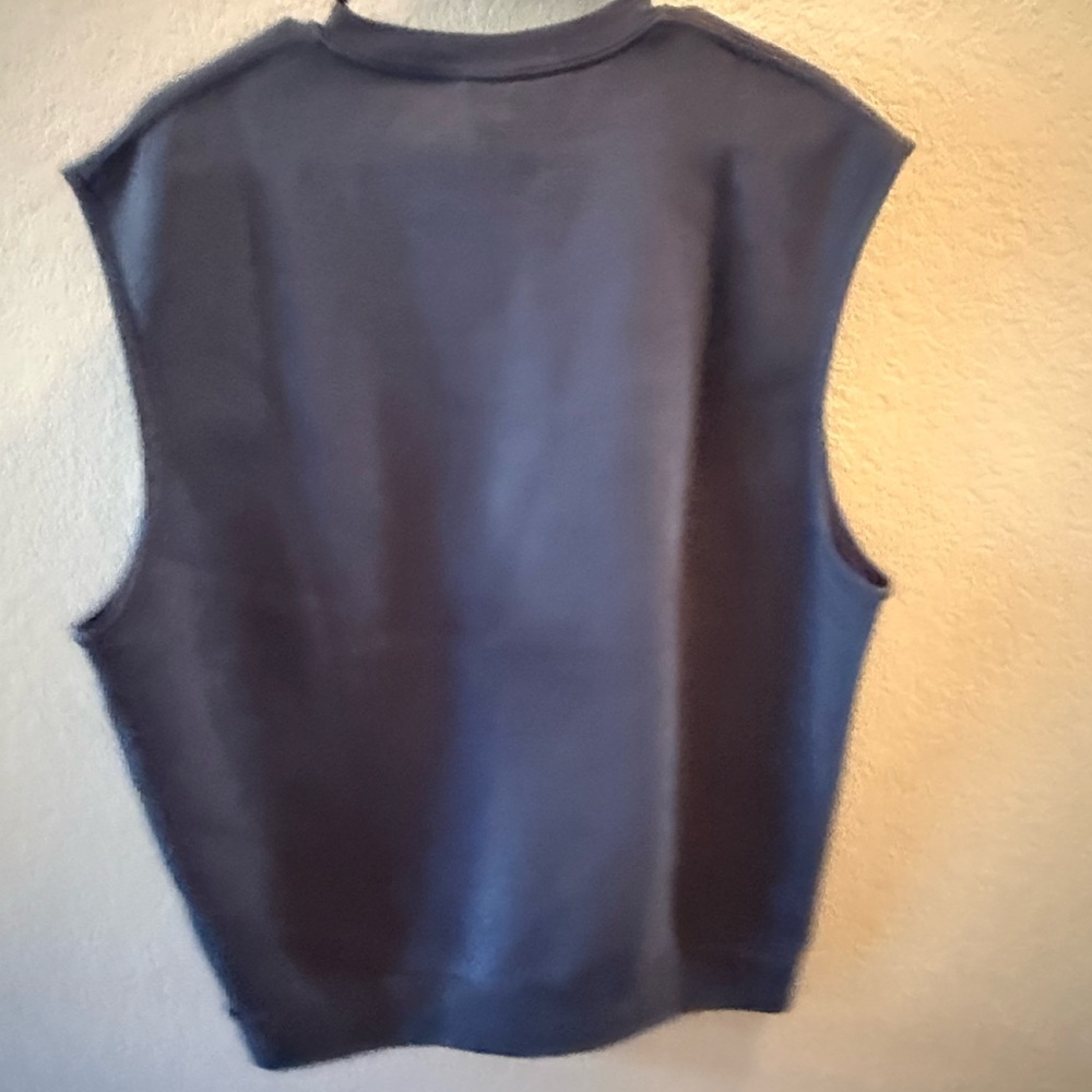 NWT project rock cutoff sweatshirt size L - Picture 3 of 4